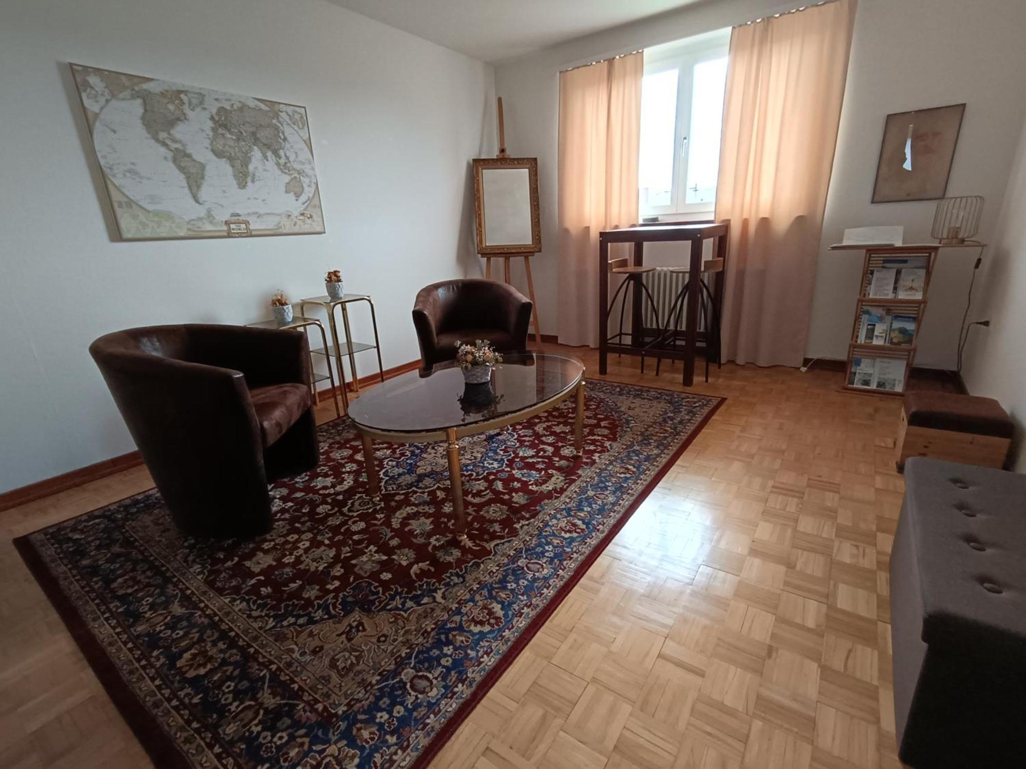 Helvetia 2 Zimmer Apartment Mit Parkplatz Zurich Extérieur photo